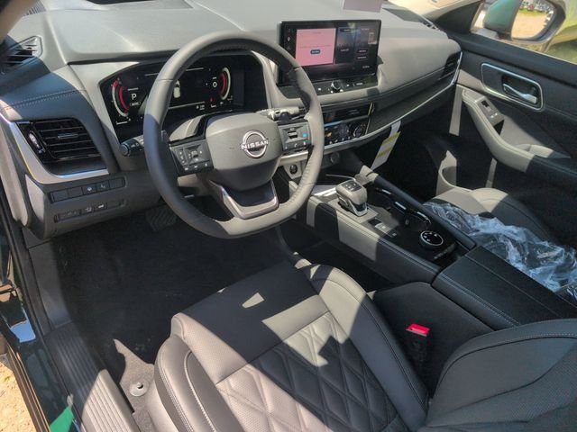 New 2026 Black Nissan Platinum image 11