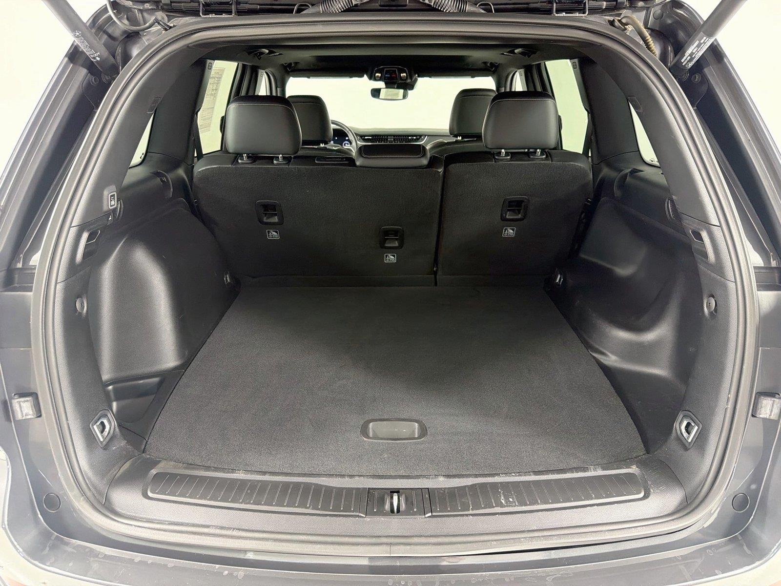 Used 2022 Baltic Gray Metallic Clearcoat Jeep Altitude image 22