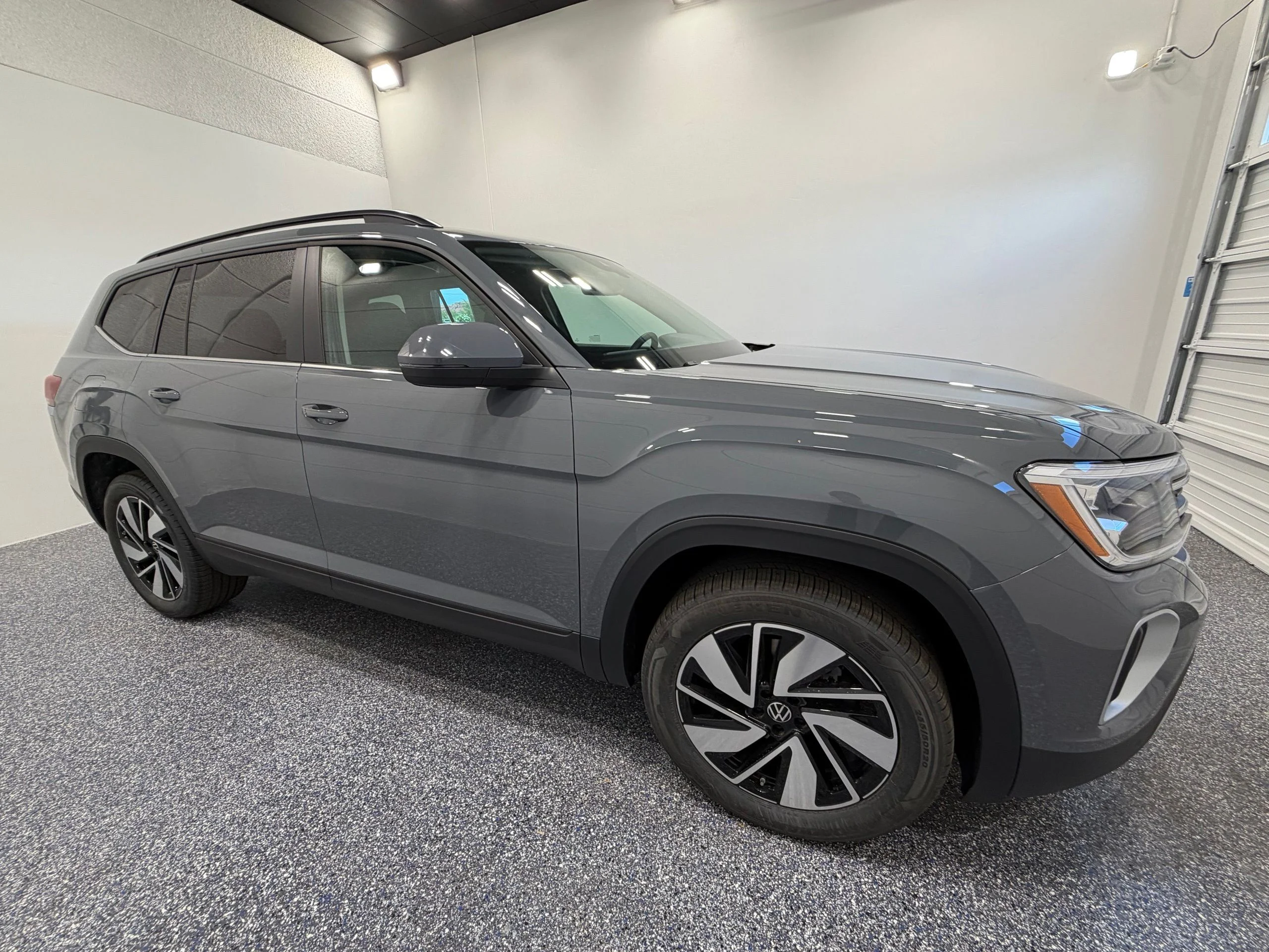 2026 Volkswagen Atlas SE w/Tech - Photo 8