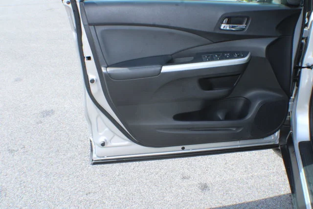 Used 2015 White Honda EX-L image 4