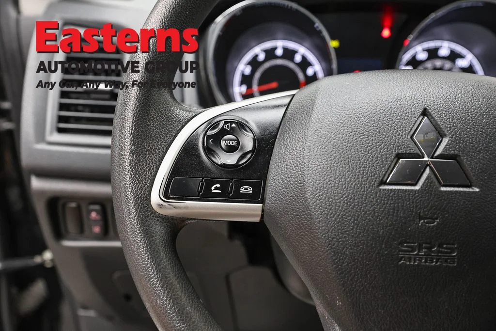 Used 2022 Black Mitsubishi 2.0 ES image 14