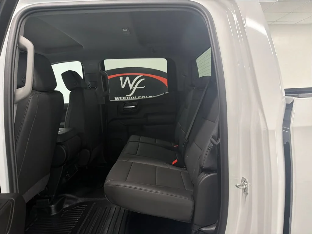New 2026 Summit White GMC Pro image 15