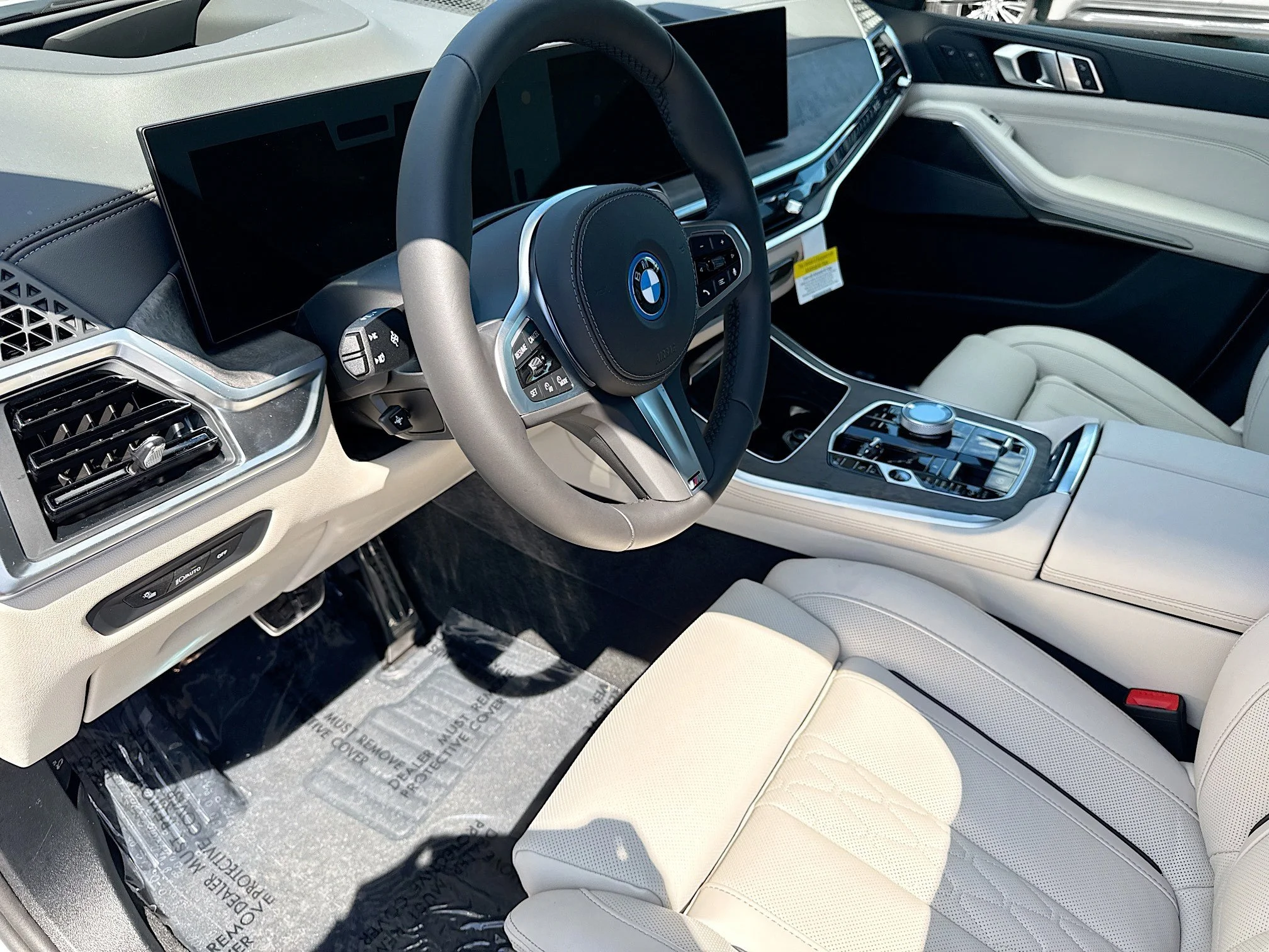 New 2026 Alpine White BMW xDrive50e image 26
