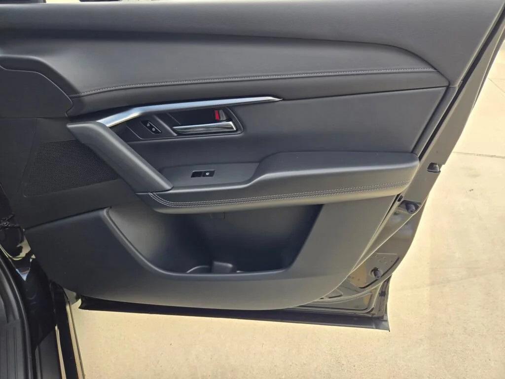 New 2026 Jet Black Mica Mazda 2.5 S Preferred AWD image 6