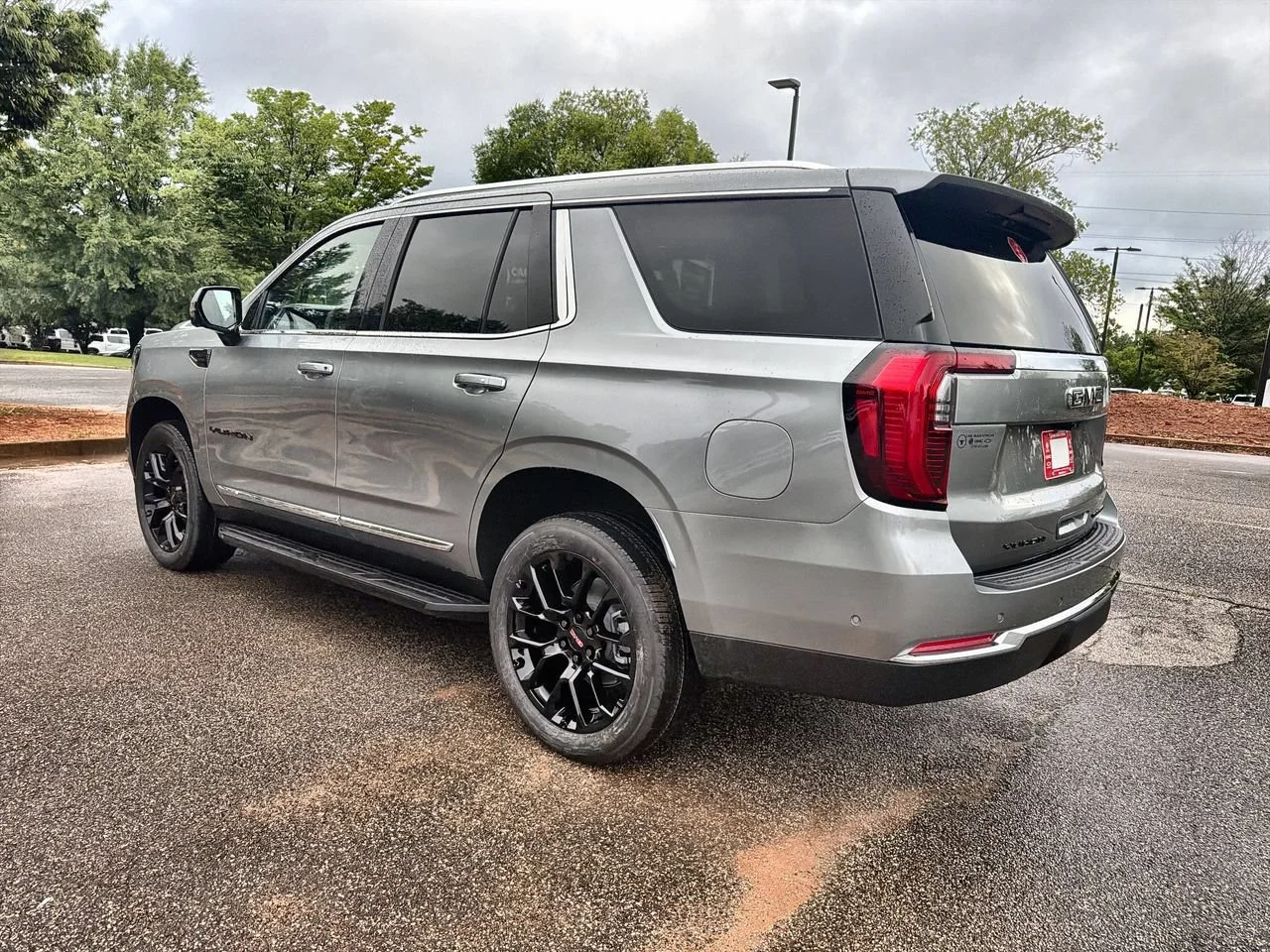 New 2026 Sterling Metallic GMC Elevation image 6