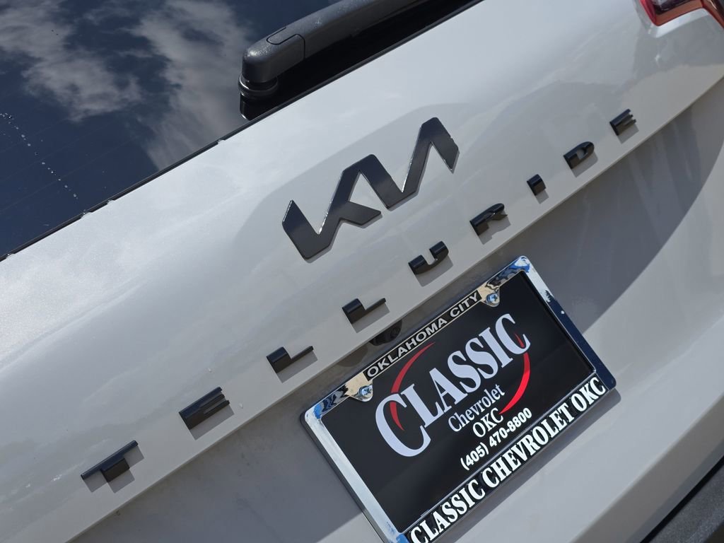 Used 2022 Gray Kia SX image 34