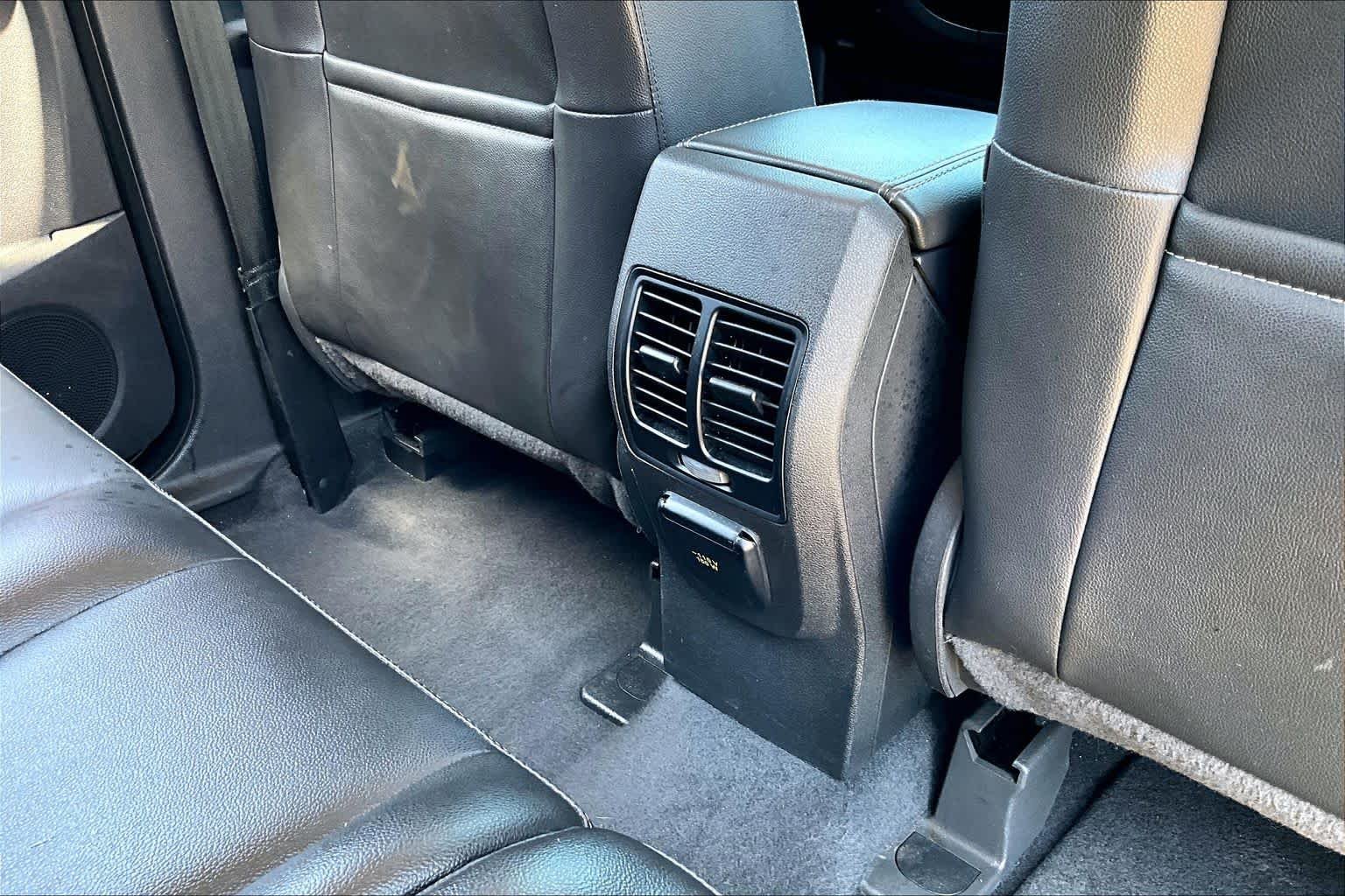 Used 2014 Tuxedo Black Ford Titanium image 10
