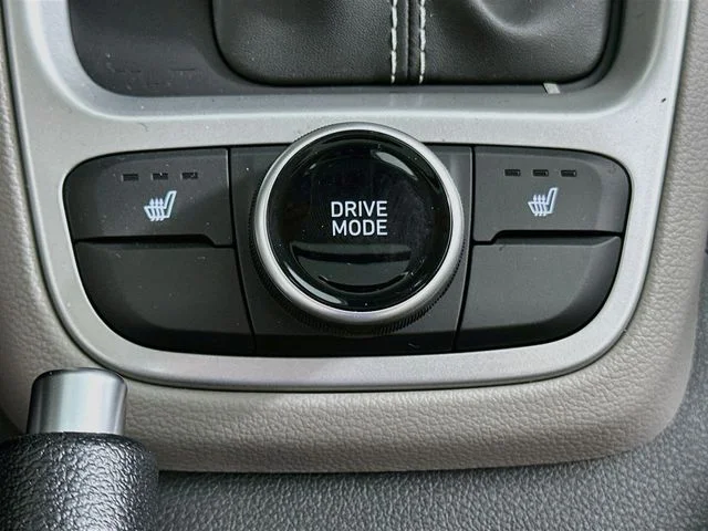 New 2026 Black Hyundai SEL image 18