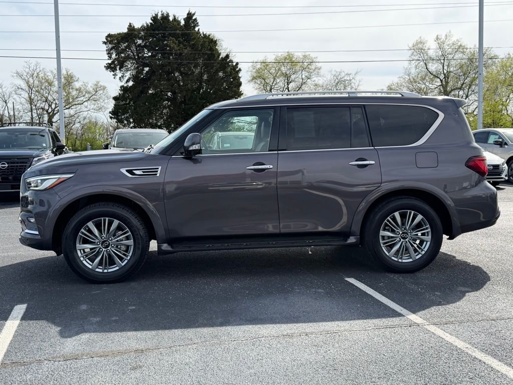 Used 2024 Gray INFINITI LUXE image 8