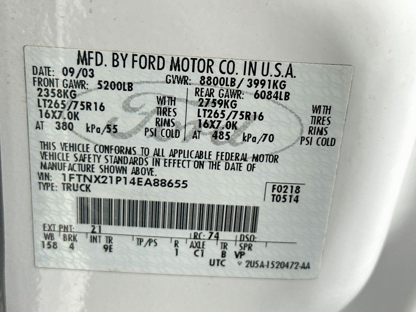 Used 2004 Oxford White Clearcoat Ford Lariat image 29