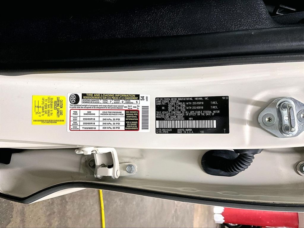 Used 2024 White Toyota XLE image 35