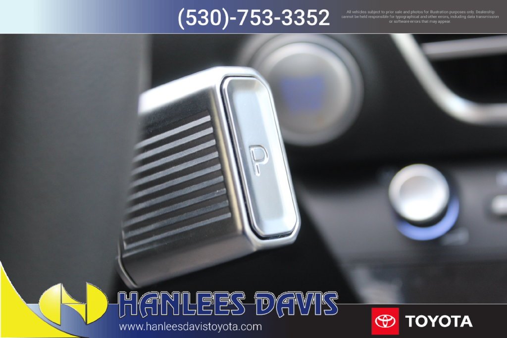 Used 2026 Silver Hyundai Blue image 29