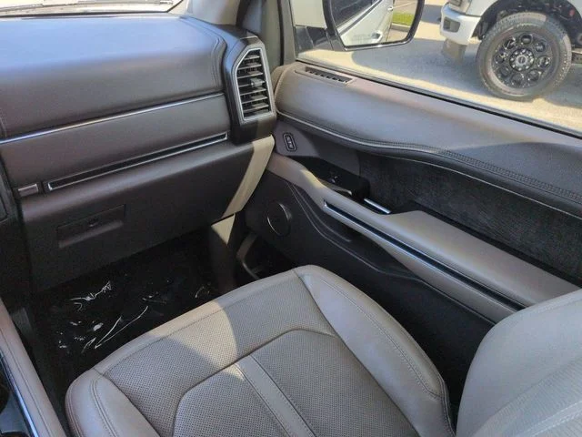 Certified Used 2021 Oxford White Ford Limited image 19
