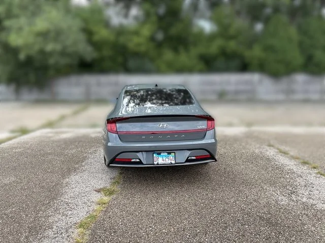 Used 2023 Gray Hyundai SEL image 12