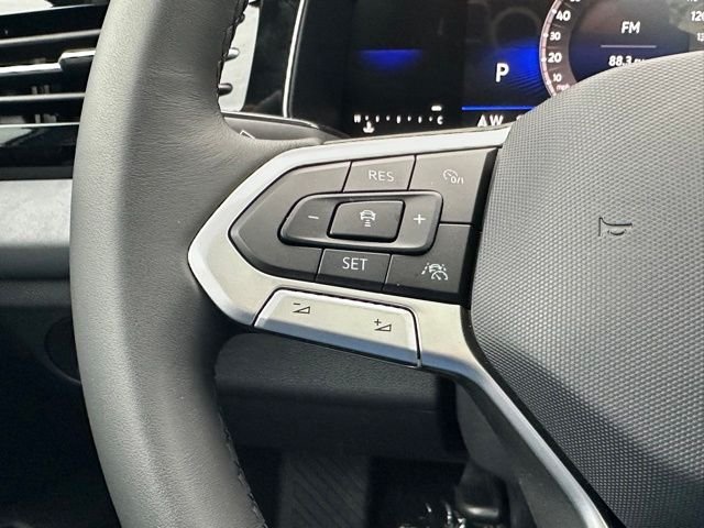 New 2026 Monterey Blue Pearl Volkswagen 1.5T SE image 36