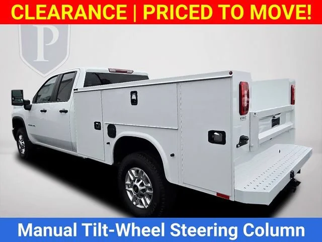 New 2025 Summit White Chevrolet WT image 10