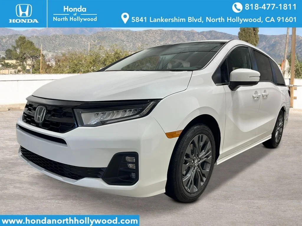 2026 Honda Odyssey Touring's photo