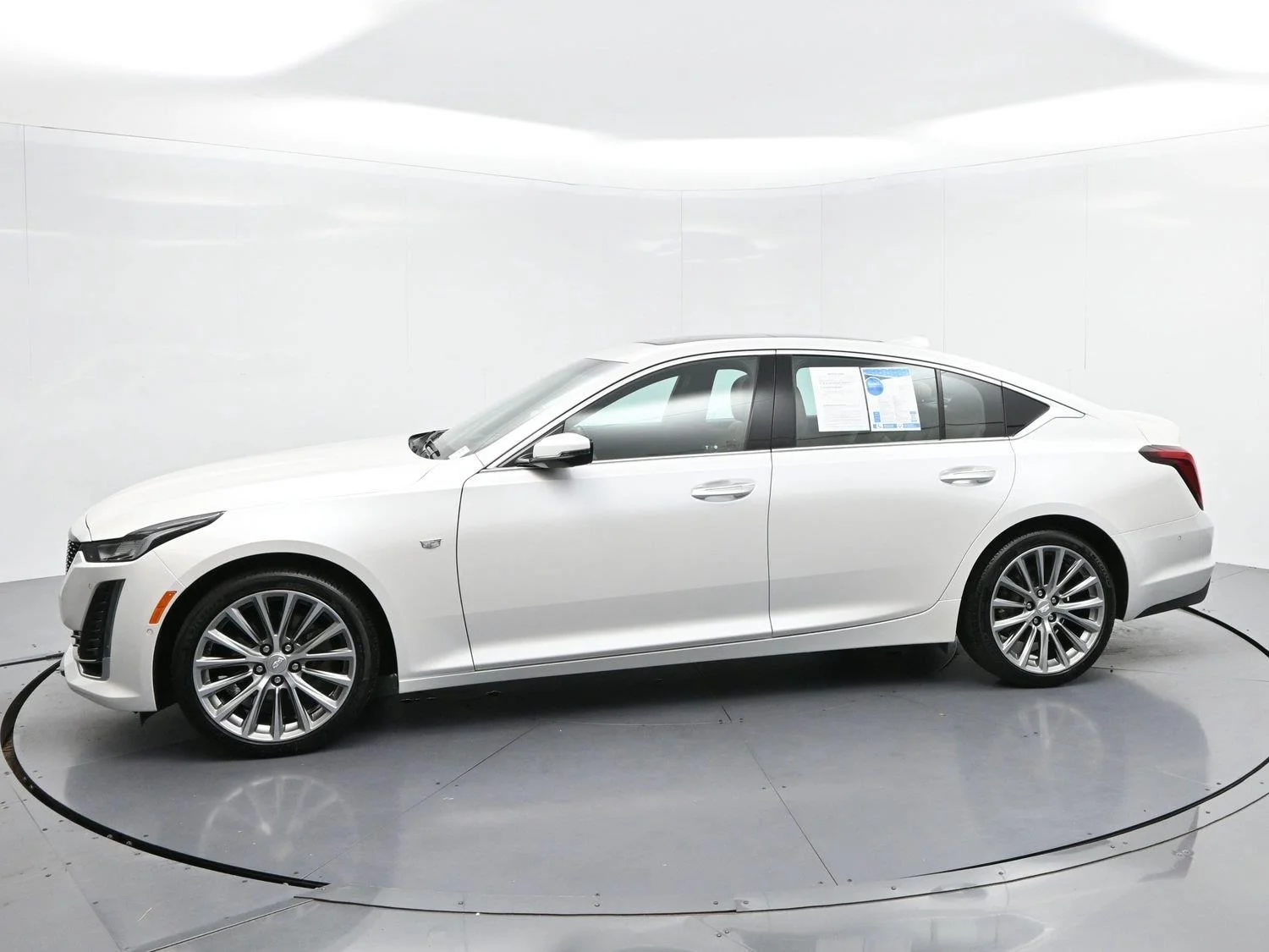 Used 2024 Crystal White Tricoat Cadillac Premium Luxury image 4