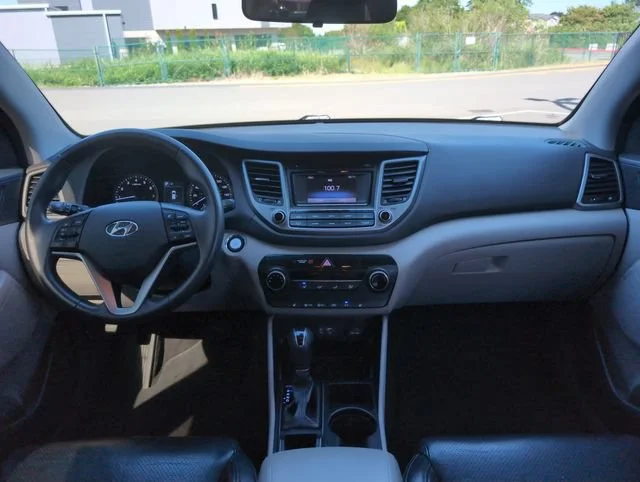 Used 2017 Dazzling White Hyundai Sport image 13