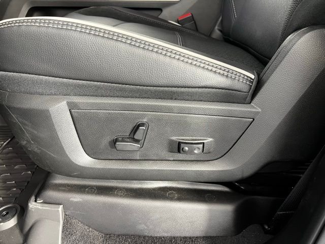 2026 RAM 3500 Laramie - Photo 10