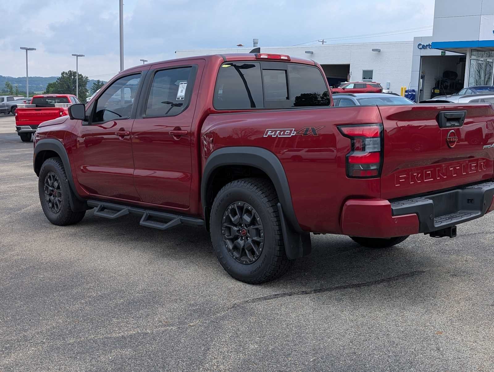 Used 2022 Cardinal Red Tricoat Nissan PRO-4X image 11