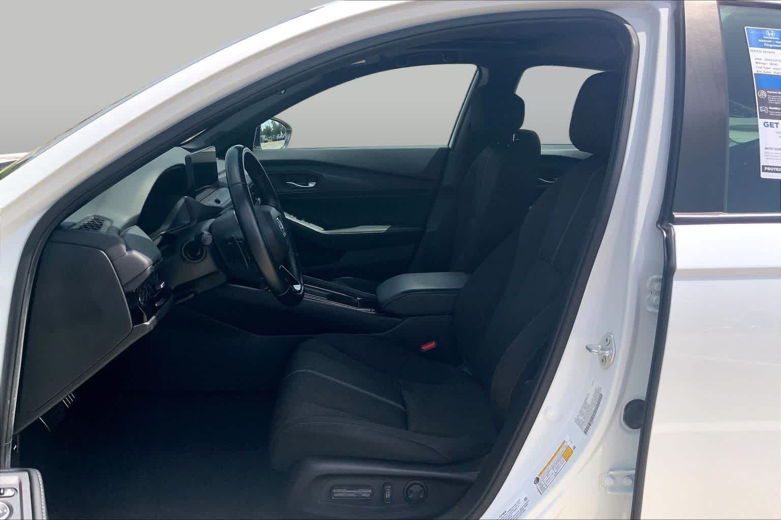 Used 2024 Platinum White Pearl Honda Sport image 8