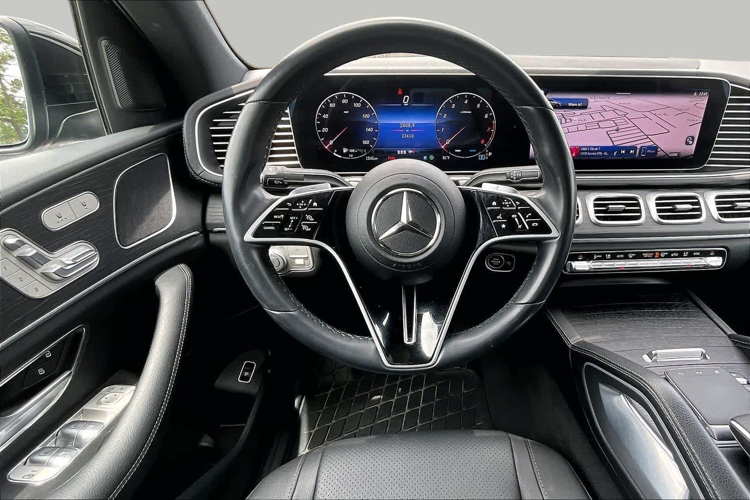 Used 2025 Obsidian Black Metallic Mercedes-Benz GLE 450 image 6