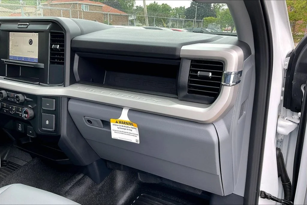 New 2026 Oxford White Ford F-250® XL image 15