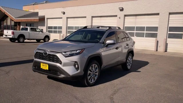 Used 2024 Silver Toyota XLE Premium image 5