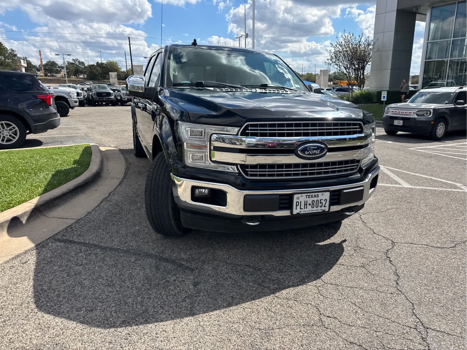 Used 2018 Shadow Black Ford LARIAT image 3