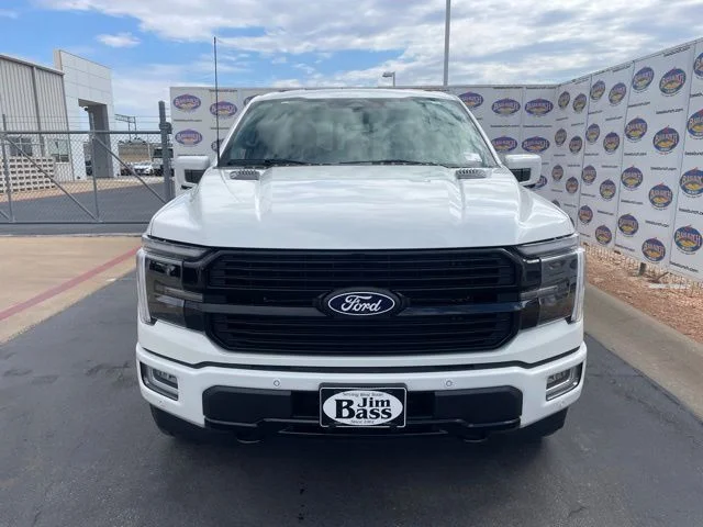 New 2026 Star White Metallic Tri-Coat Ford Platinum image 3