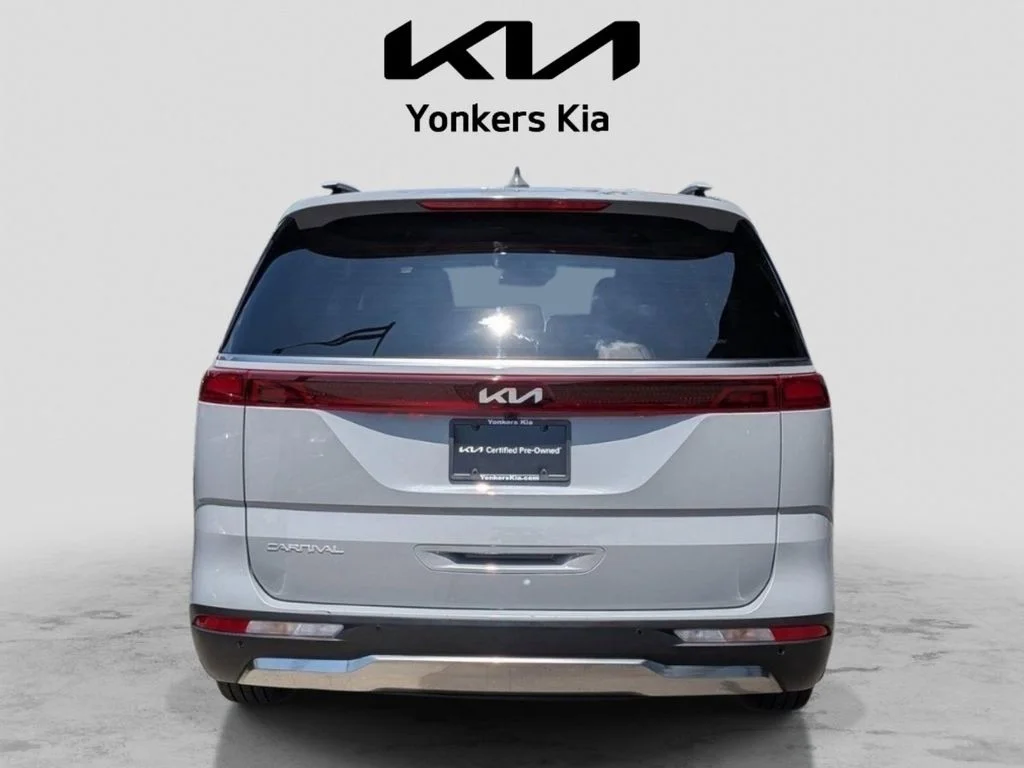 Used 2023 White Kia SX image 7