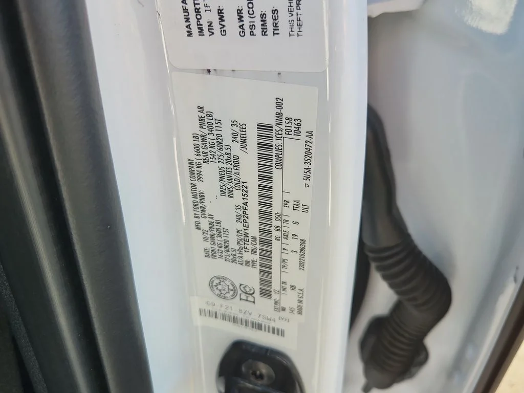 Used 2023 White Ford Lariat image 21