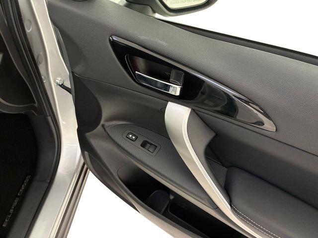 Used 2024 Silver Mitsubishi SE / CAR BRAVO CERTIFIED image 15