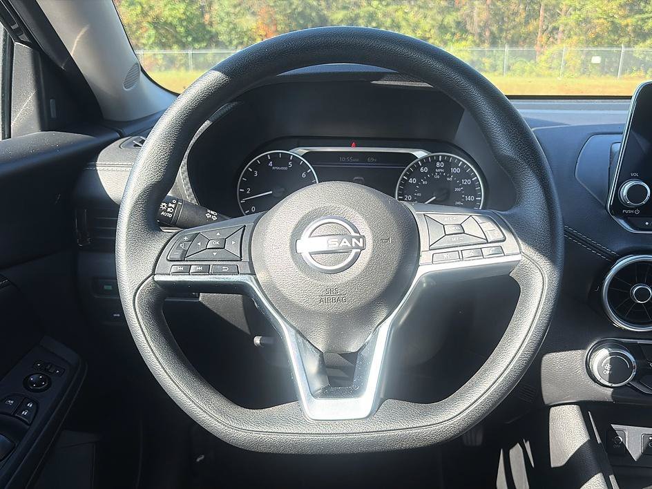 Used 2025 Super Black Nissan SV image 30