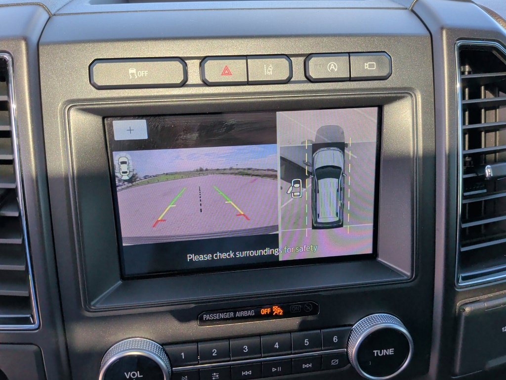 Used 2020 White Ford King Ranch image 29