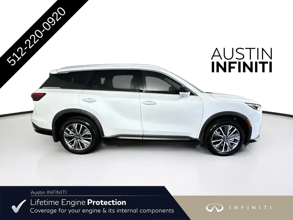 New 2027 White INFINITI LUXE image 9