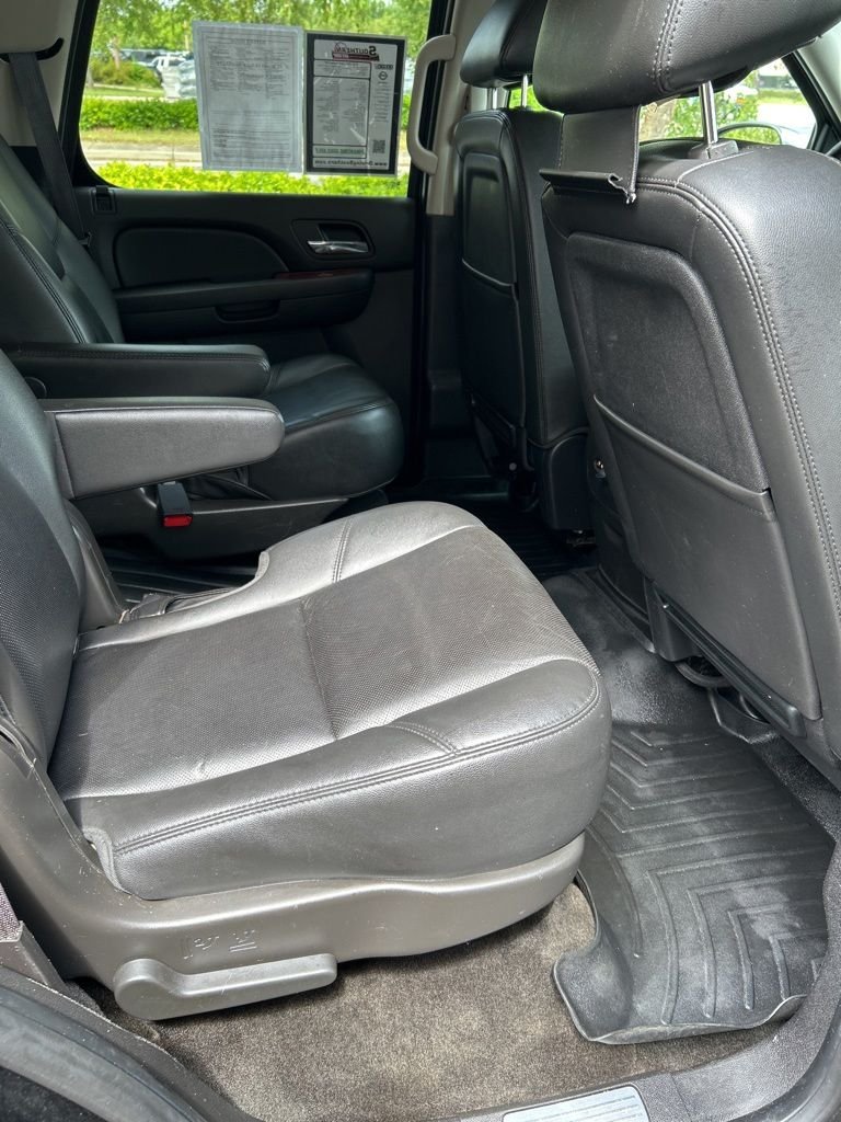 Used 2013 Black Chevrolet LTZ image 23
