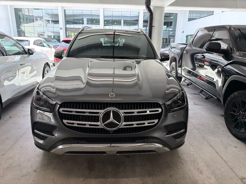 Certified Used 2025 Gray Mercedes-Benz GLE 450e image 2