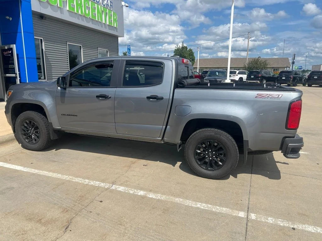 Certified Used 2022 Gray Chevrolet Z71 image 2