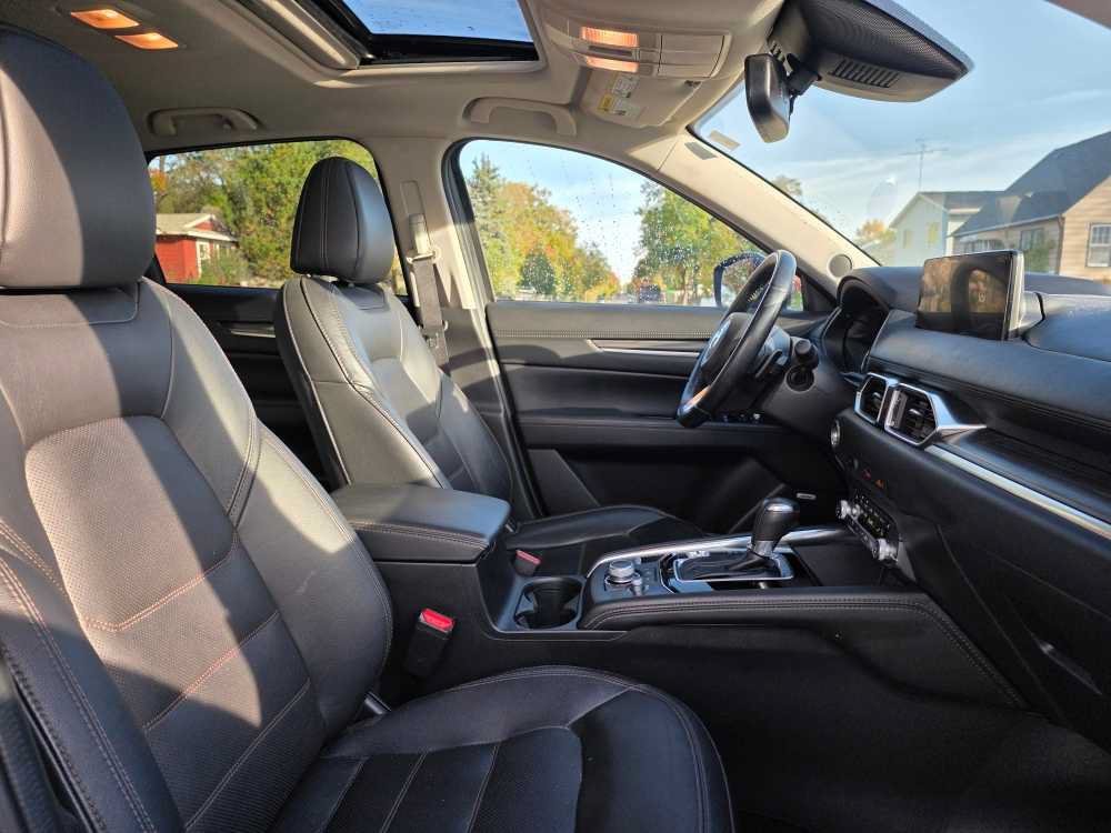 Used 2021 Deep Crystal Blue Mica Mazda Grand Touring image 8