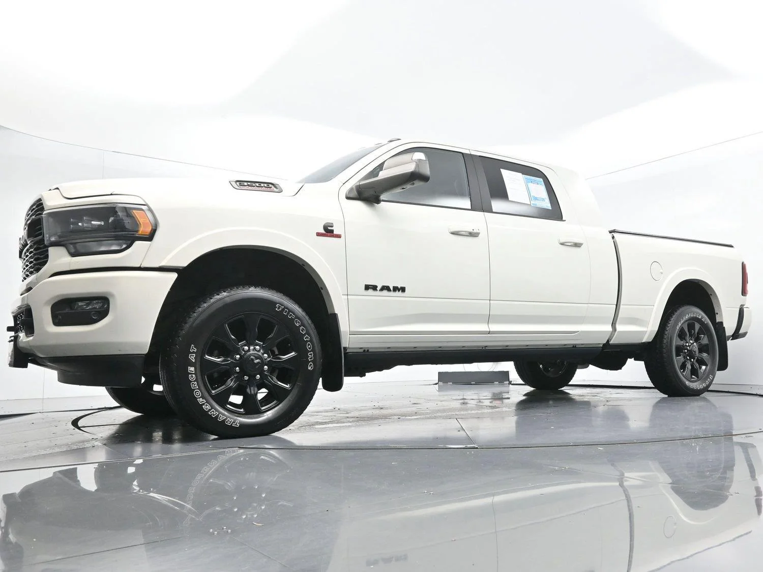 Used 2022 Pearl White Ram Limited image 51