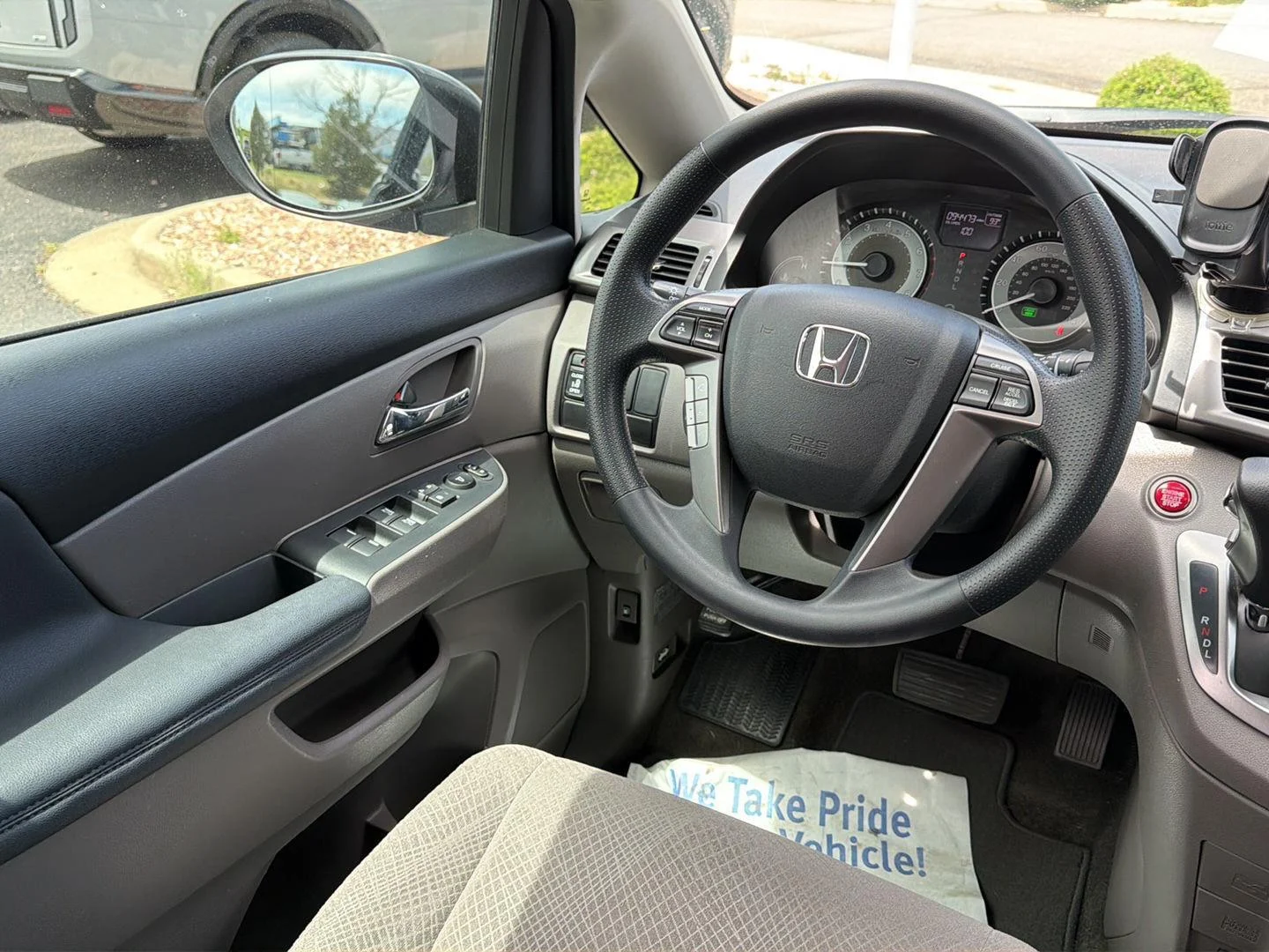 Used 2016 Smoky Topaz Metallic Honda SE image 23