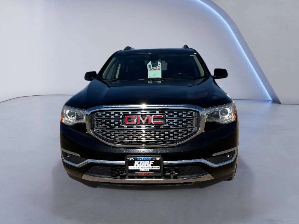 Used 2019 Ebony Twilight Metallic GMC Denali image 2