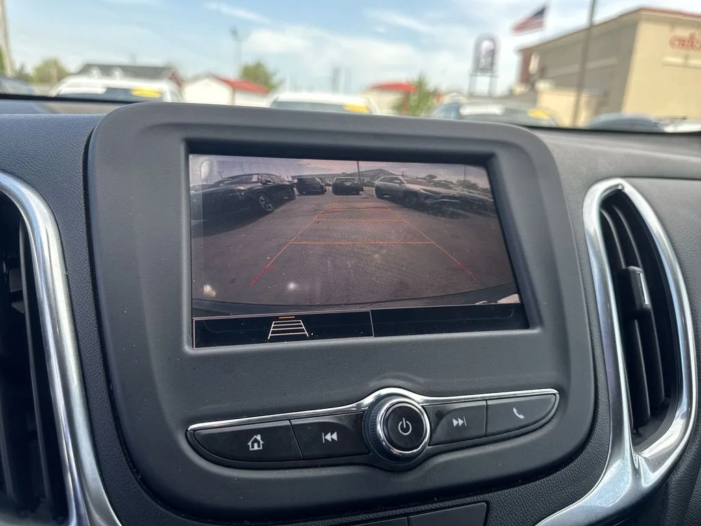 Used 2022 Black Chevrolet LT image 17