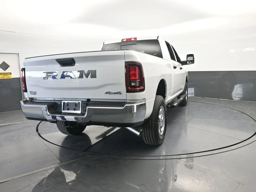 New 2026 Bright White Clear-Coat Exterior Paint RAM Tradesman image 5