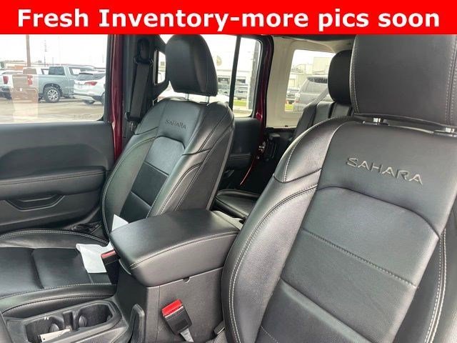Used 2022 Snazzberry Pearlcoat Jeep Unlimited Sahara image 6