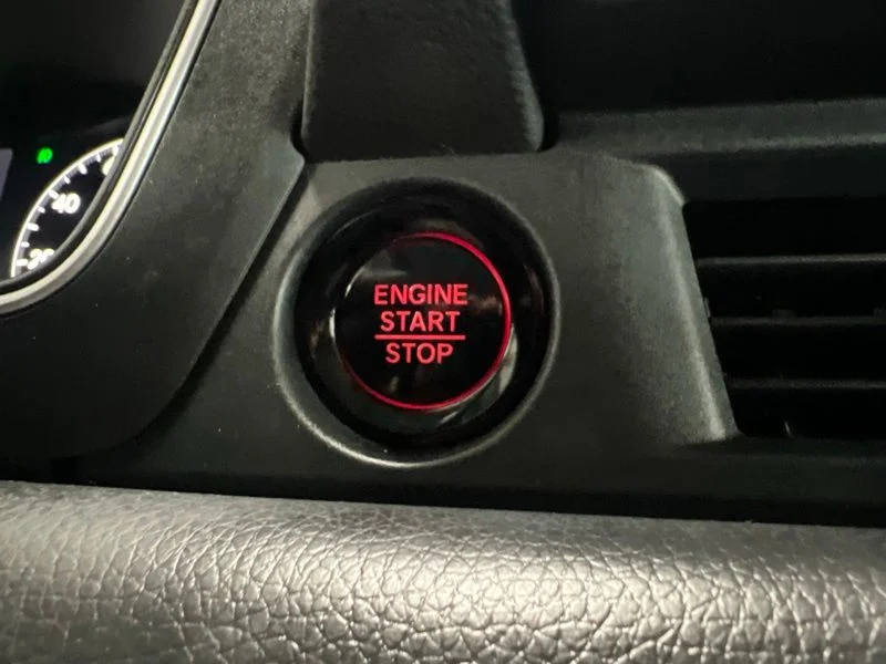 Used 2024  Honda EX-L image 30