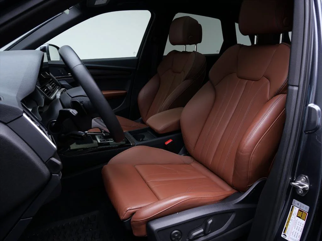 2024 Audi Q5 Premium - Photo 10