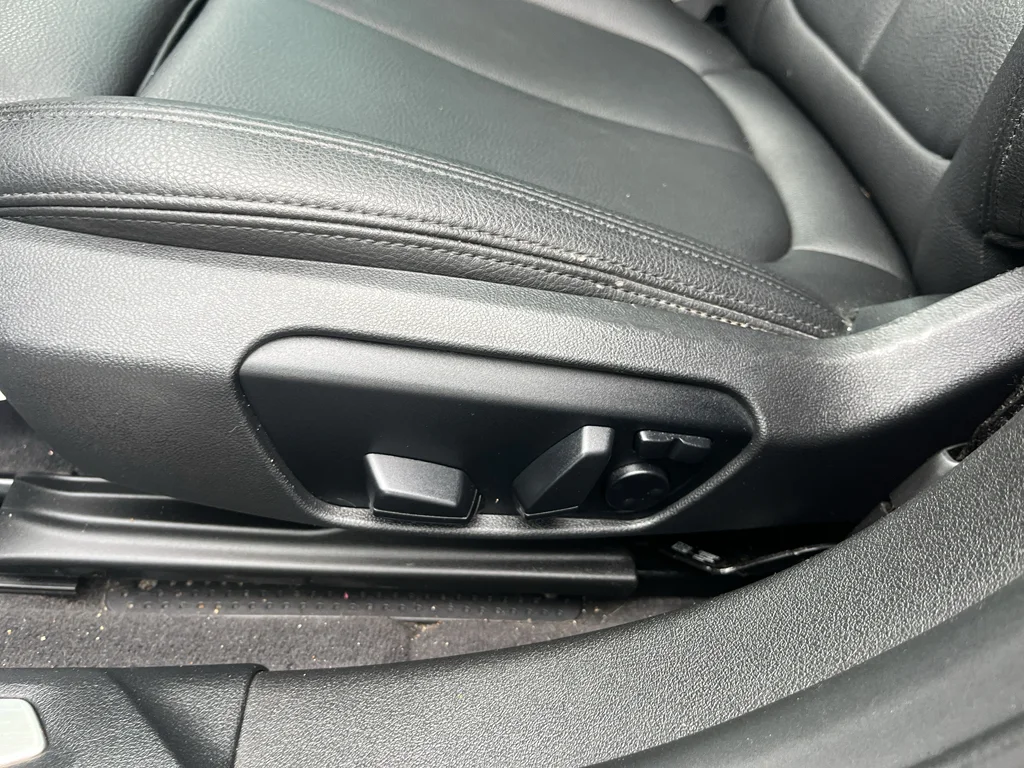 Used 2022 Black Sapphire Metallic BMW 228i image 15